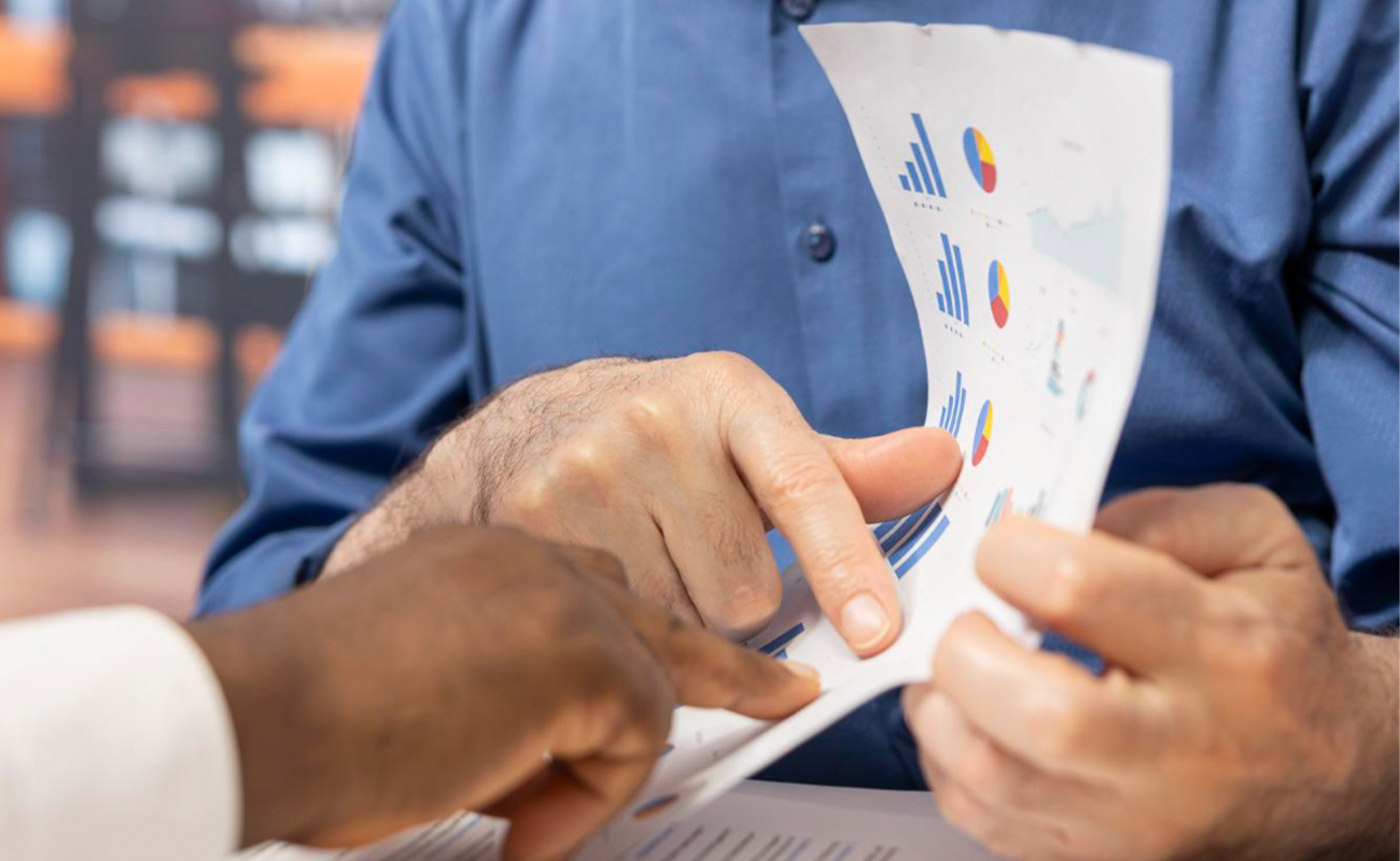 Consultoria Estratégica - Orientação contínua para tomadas de decisão, licitações e propriedade intelectual. Um suporte técnico de alto nível sempre à sua disposição.